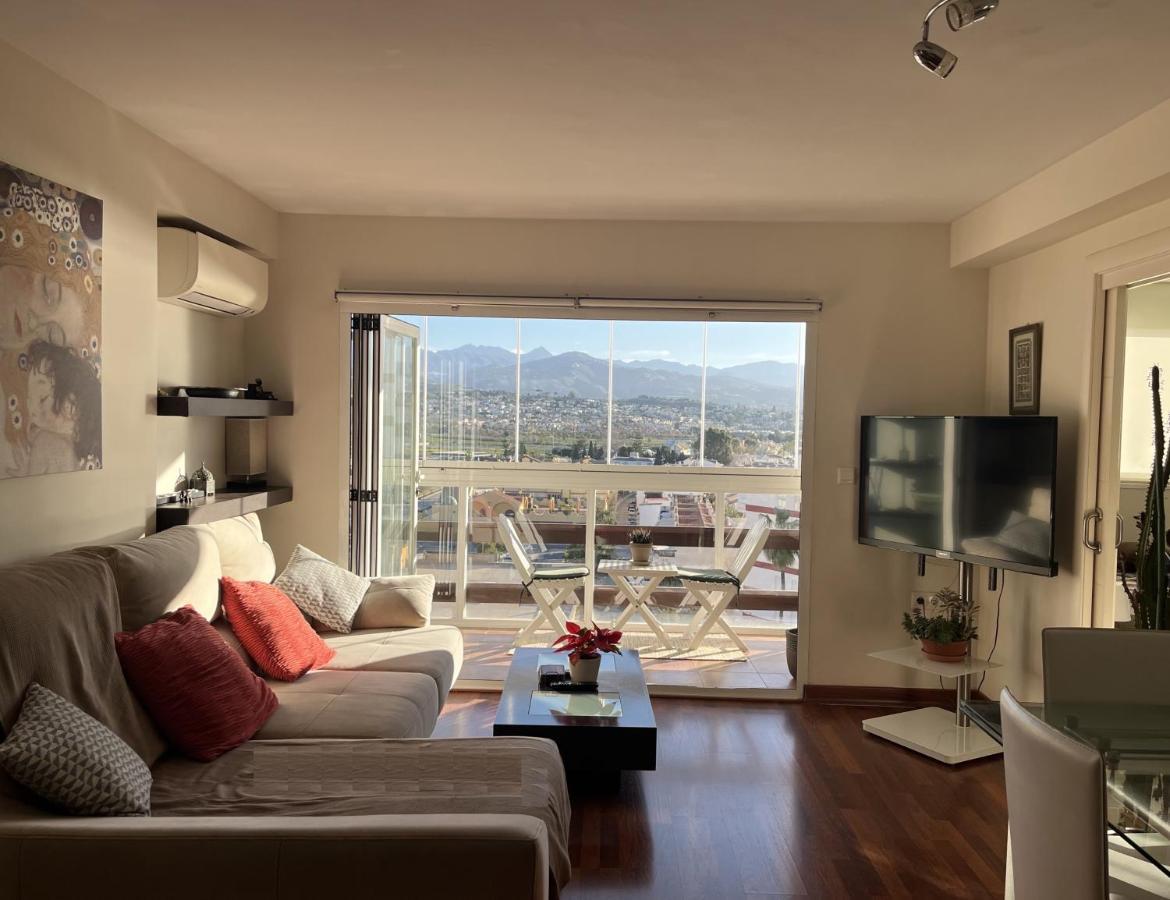 Piso Con Piscina Primera Linea De Playa Lägenhet Torre Del Mar Exteriör bild